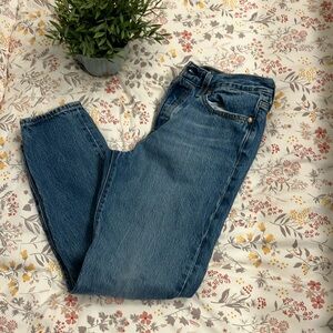 LEVI’S Wedgie Jeans - size 28